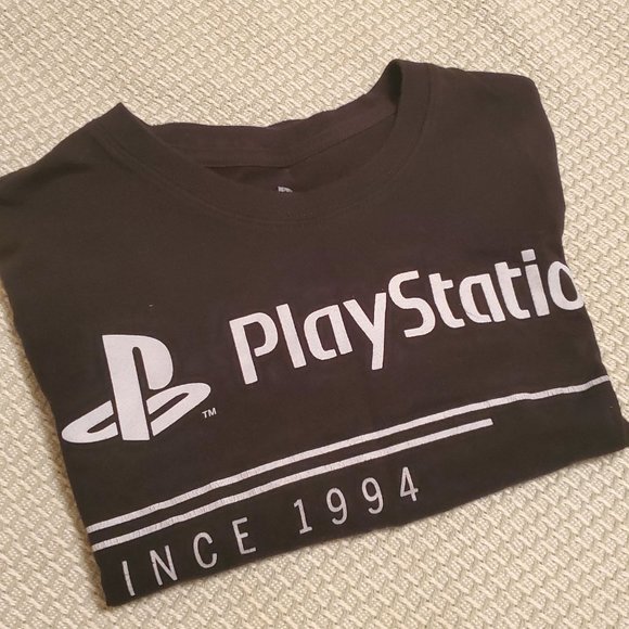 Playstation mens tee adult size M. Excellent condition. - Picture 2 of 8
